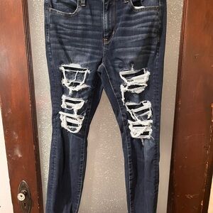 😱American Eagle Outfitters Dark Blue Distressed Skinny Jeans
